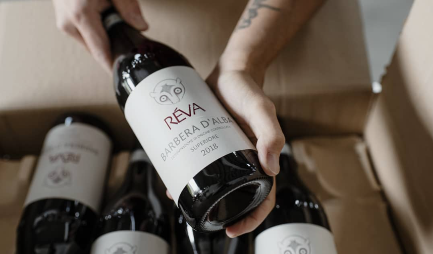 RÉVA BARBERA D